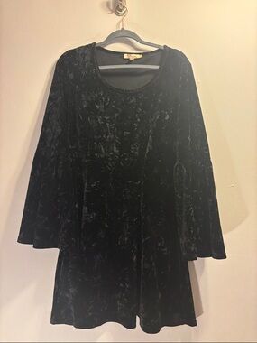 Vintage 90s Black Velvet Mini Dress with Scoop Neck and Bell Sleeves